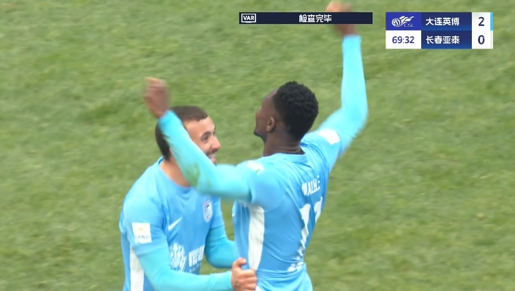 馬萊萊大連處子球！呂焯毅助攻馬萊萊破門，大連英博2-0亞泰